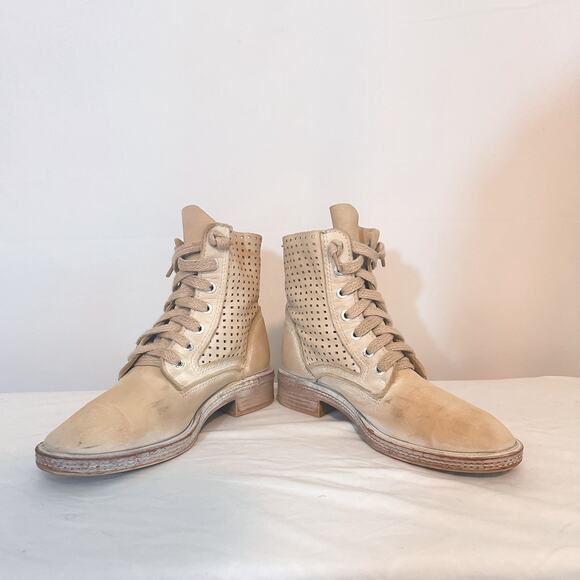 3 FOR $50! 🎁 DOLCE VITA Aldis Ivory Nubuck Lace Up Combat Ankle Boot Sz.… - Picture 7 of 7